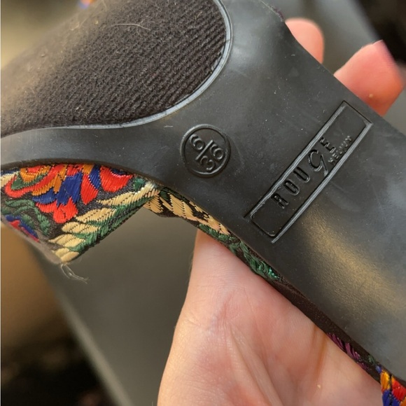 Rogue Helium Floral Embroidered Heels - Picture 5 of 5